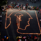 Diwali revelers pay tribute to fallen Indian Army soldiers ahead of Diwali 2016 in Chandigarh, India.